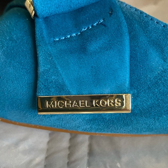 Michael Kors Pumps - Picture 5 of 8